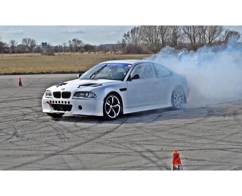 Párosan a Pályán: Driftoktatás 2×15 Percben