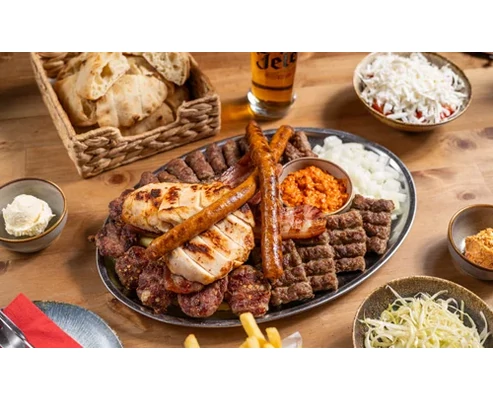 Balkán grillélmény két fő részére a Csevapivo Étteremben