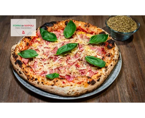 Nápolyi pizza limonádéval a Forni di Napoli Bazilikában, 2 fő részére