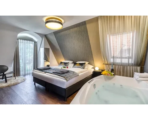 Romantikus wellnessélmény privát jacuzzival a Love and Dream Villában