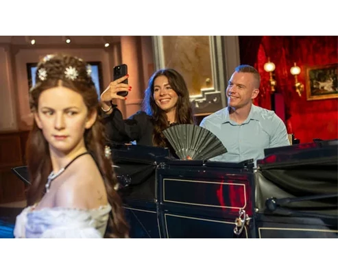 Belépő 2 főre a sztárok világába – Élmények a Madame Tussauds Budapest kiállításon 