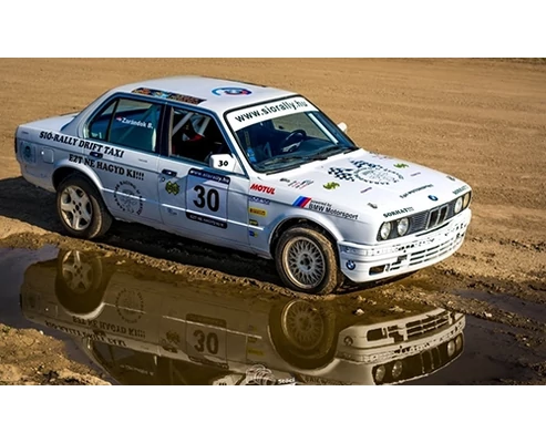 Száguldj és Élvezd! 4 Körös BMW Rally Élményvezetés