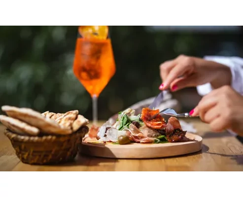 Dolce Vita kettesben: 2 fogásos olasz menü itallal a Trattoria Serafinában