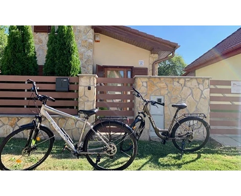 Páros feltöltődés a Szelidi-tó partján a Villa Baraccában