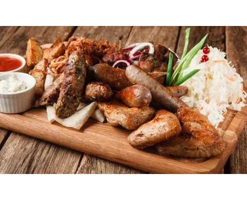 Kétszemélyes bőségtál magyaros ízekkel a Zila Vendéglőben