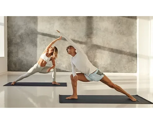 Páros magán Yoga óra Budapesten, a River Flow Yoga-nál