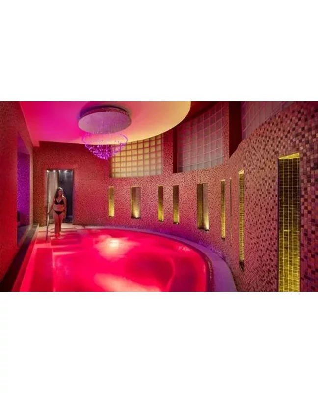 Páros luxus wellness élmény a Kristály Imperial Hotel****-ben