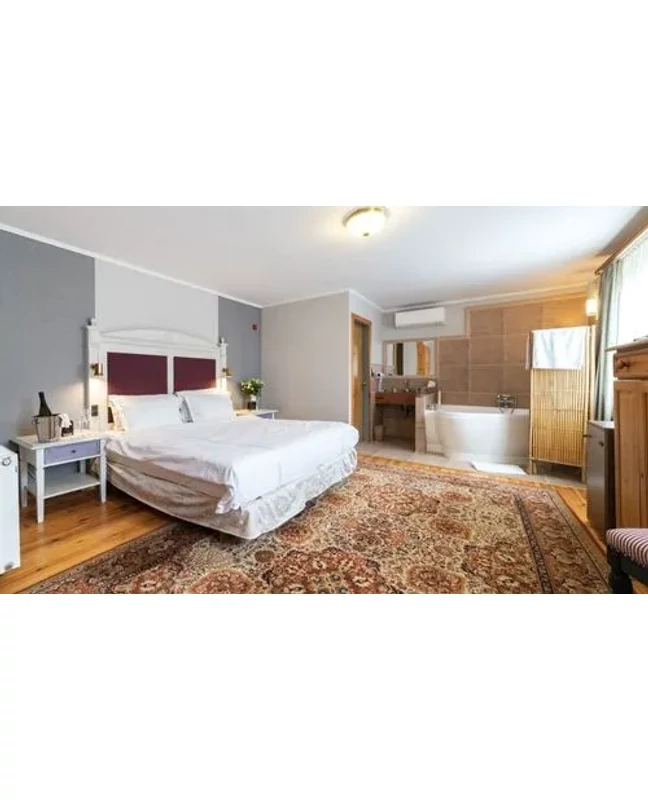 2 nap, 1 éj reggelivel superior szobában a Nomád Hotel &amp;amp; Glampingben
