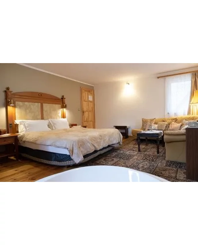 2 nap, 1 éj reggelivel superior szobában a Nomád Hotel &amp;amp; Glampingben