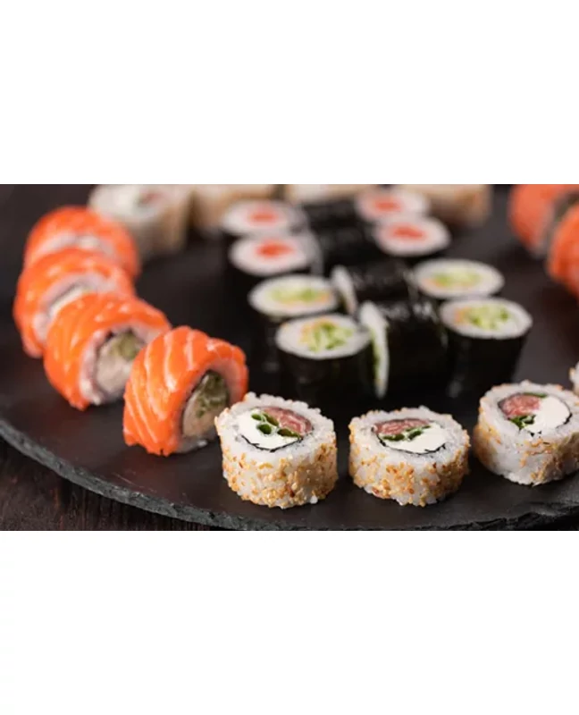 Prémium sushi válogatás kettőtöknek desszerttel a belvárosban