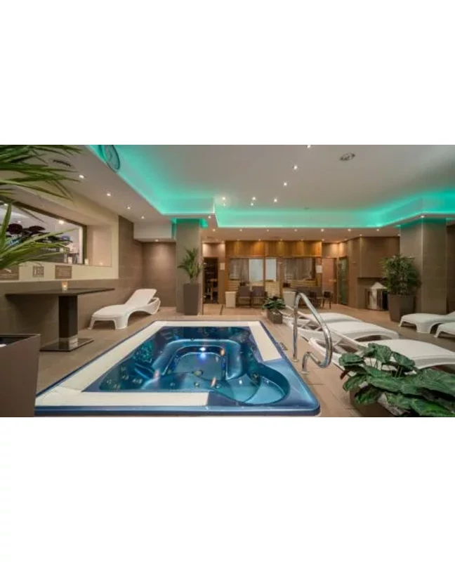 Exkluzív pihenés kettesben reggelivel a Bükkös Hotel****&amp;amp; Spa-ban