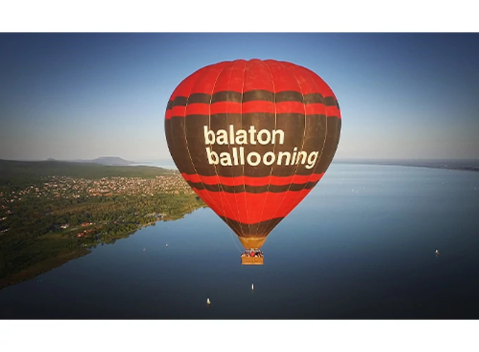 Hőlégballonos túra a Balatonnál