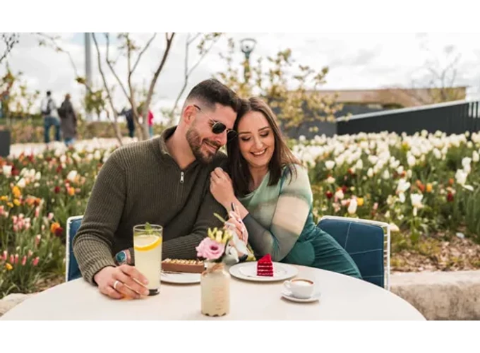 Közös brunch a Citadella Kávézóban, Budapest panorámájával, Citadella Kávézó