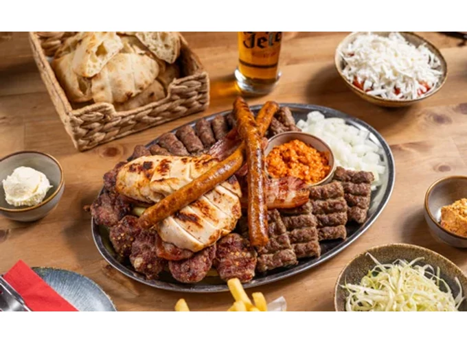 Balkán grillélmény két fő részére a Csevapivo Étteremben