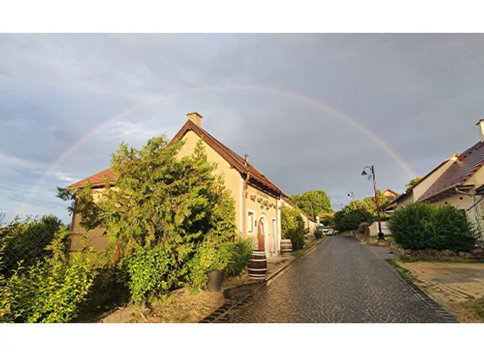 Pezsgőkostolás és szállás Etyeken a Gombai Pezsgőpincészetben