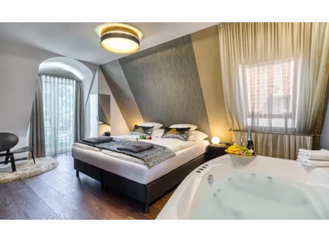 Romantikus wellnessélmény privát jacuzzival a Love and Dream Villában