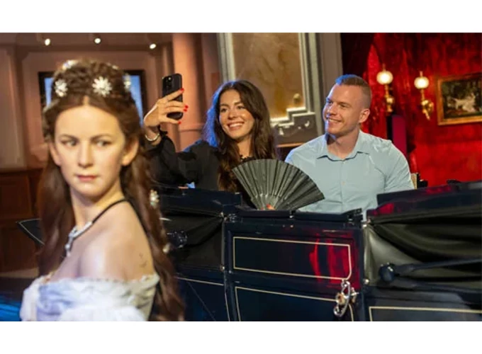 Belépő 2 főre a sztárok világába – Élmények a Madame Tussauds Budapest kiállításon 