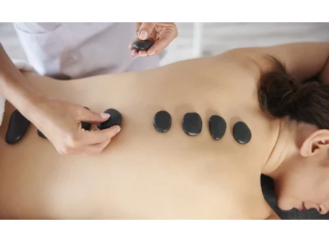 Teljes testi feltöltődés: választható lávaköves vagy cellulitisz masszázs