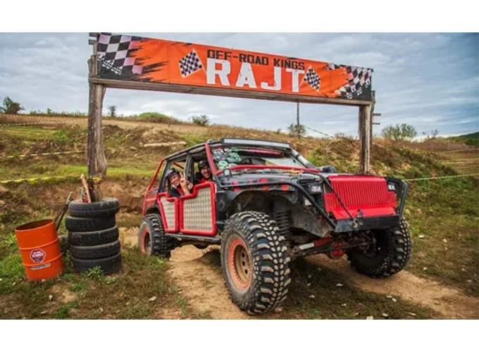1 órás terepkaland kettesben – off-road élmény Domonyvölgyben