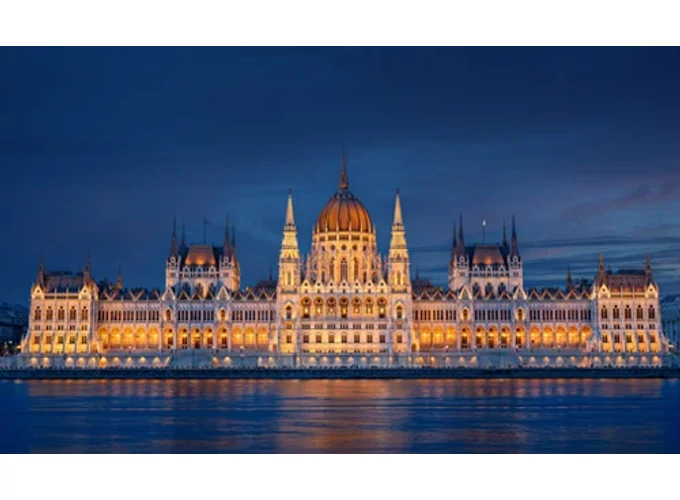 Országház-látogatás 2 fő részére – ikonikus élmény Budapest szívében