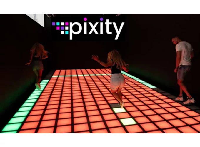 Ahol ledből van a szőnyeg is: Belépő max 3 fő részére a PIXITY kalandjaira