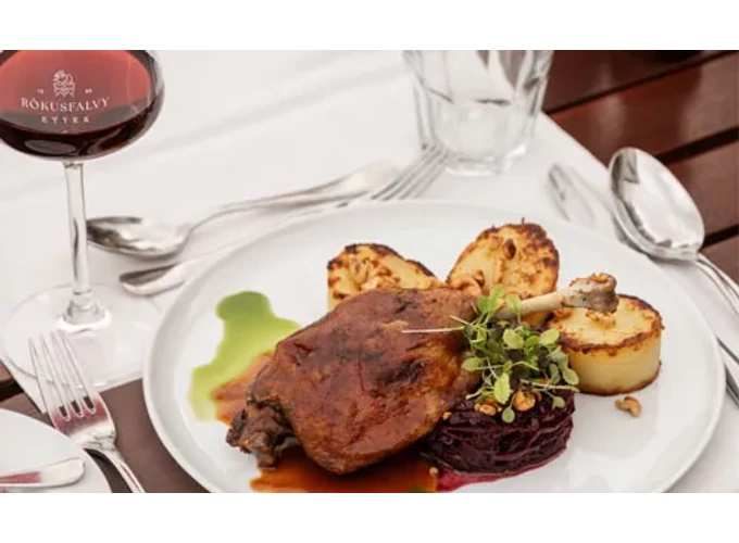 2 fogásos gourmet menü kettőtöknek a Rókusfalvy Fogadóban