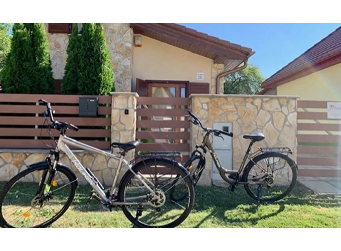 Páros feltöltődés a Szelidi-tó partján a Villa Baraccában