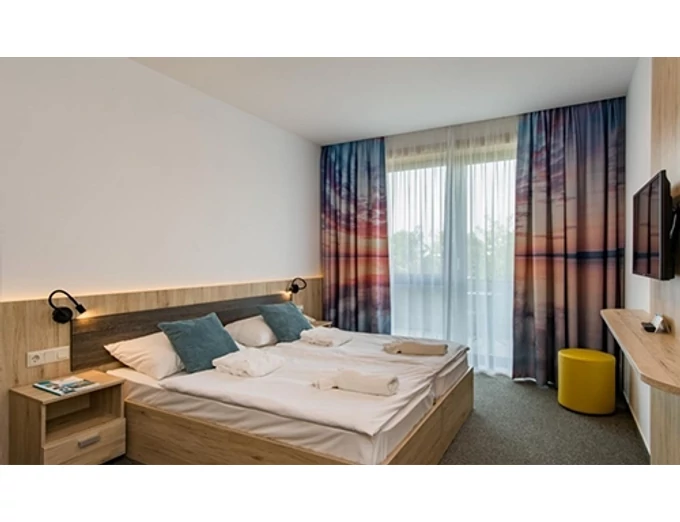 Romantikus kikapcsolódás Balatonfüredi Akadémia Hotel****-ben