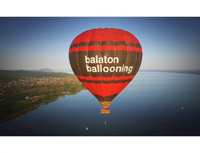 Hőlégballonos túra a Balatonnál