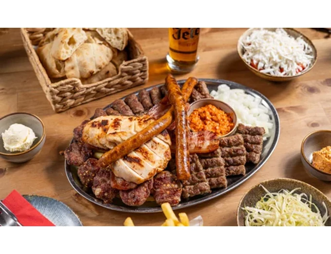 Balkán grillélmény két fő részére a Csevapivo Étteremben