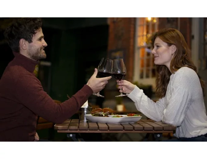 Borkóstolós vacsora aperitiffel egy százéves sváb présház falai között