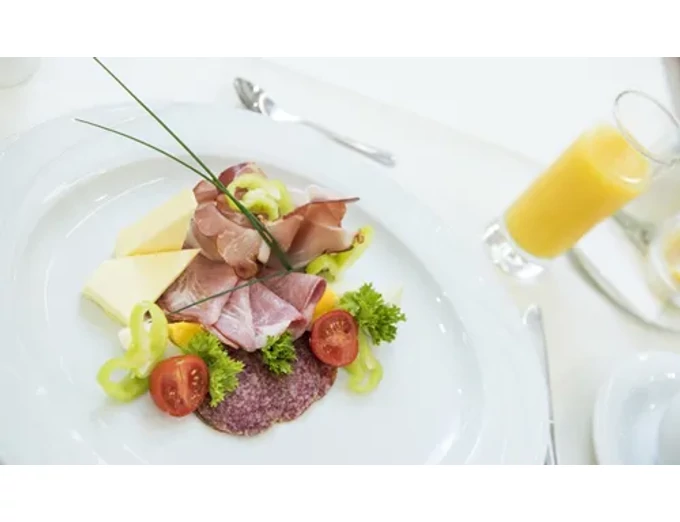 Romantikus háromfogásos vacsora kettőtöknek - Éden pezsgővel