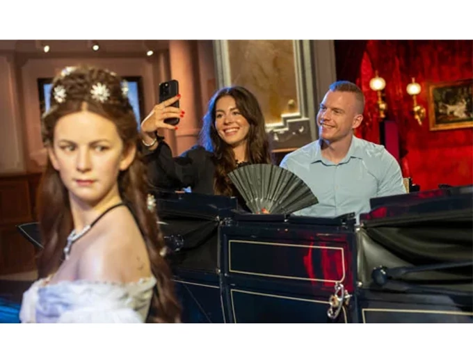 Belépő 2 főre a sztárok világába – Élmények a Madame Tussauds Budapest kiállításon 