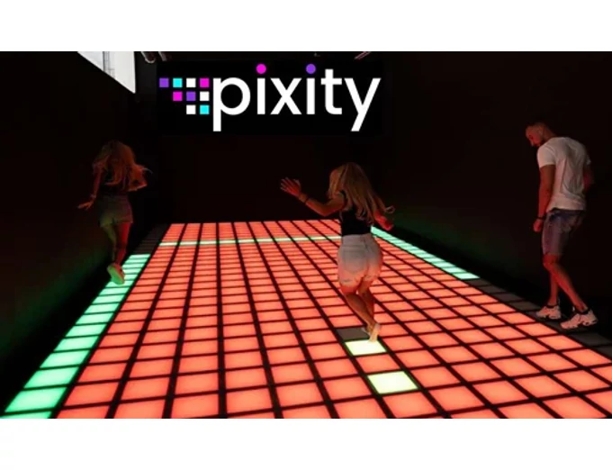 Ahol ledből van a szőnyeg is: Belépő max 3 fő részére a PIXITY kalandjaira