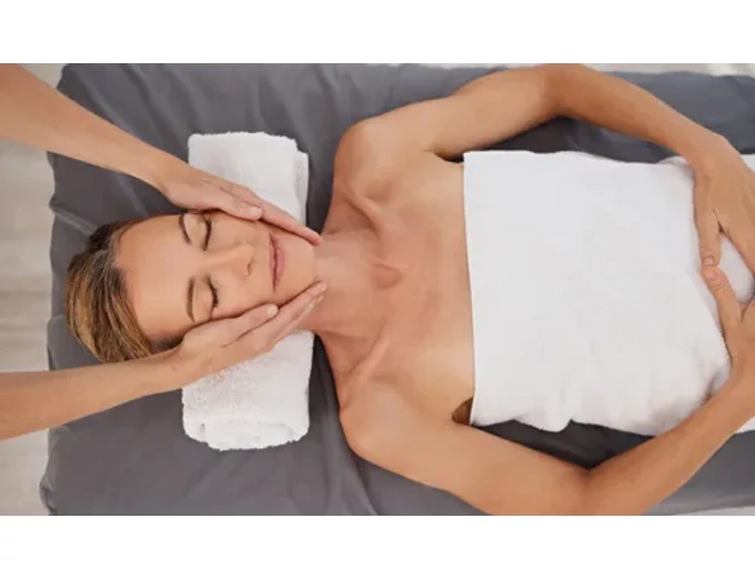 Head Spa élmény - PhysioBox Test- és Arckozmetika - 1032 Budapest, Zápor utca 59.
