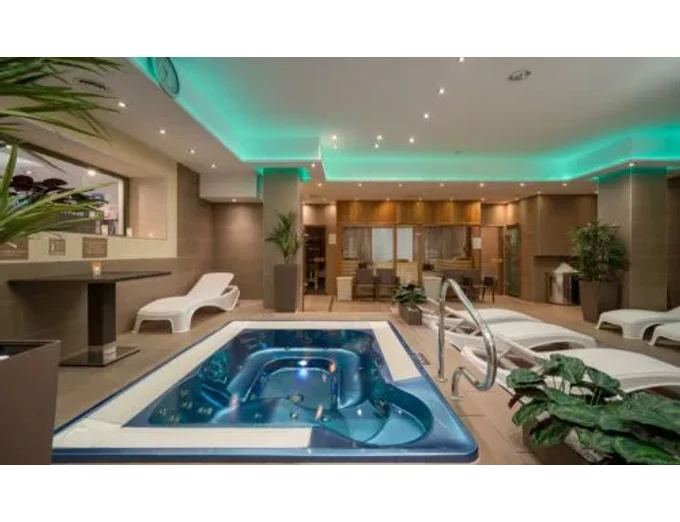Exkluzív pihenés kettesben reggelivel a Bükkös Hotel****& Spa-ban