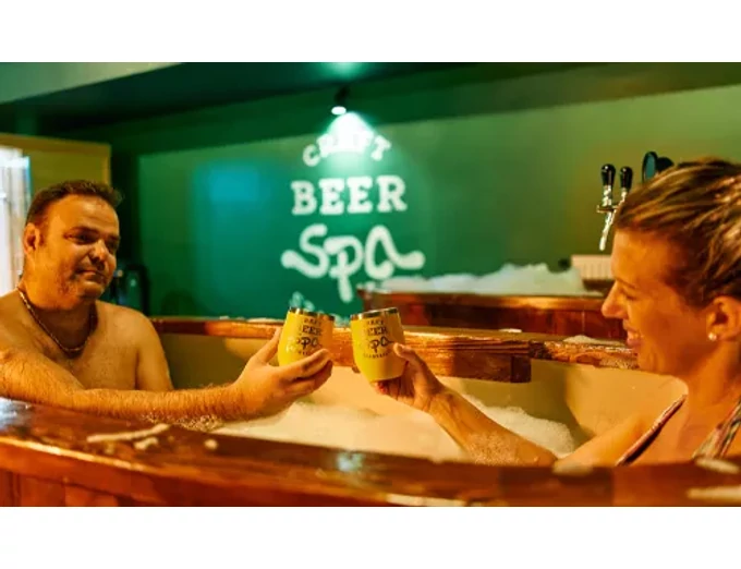 Egyedi Beer Spa wellness-élmény az Öko Park Panzióban