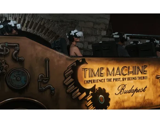 Páros időutazás a Time Machine múzeumba